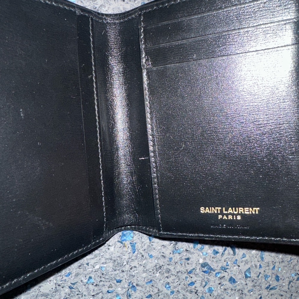 Saint Laurent Black Leather Card & Key Holder with Gold YSL Emblem - Picture 4 of 8